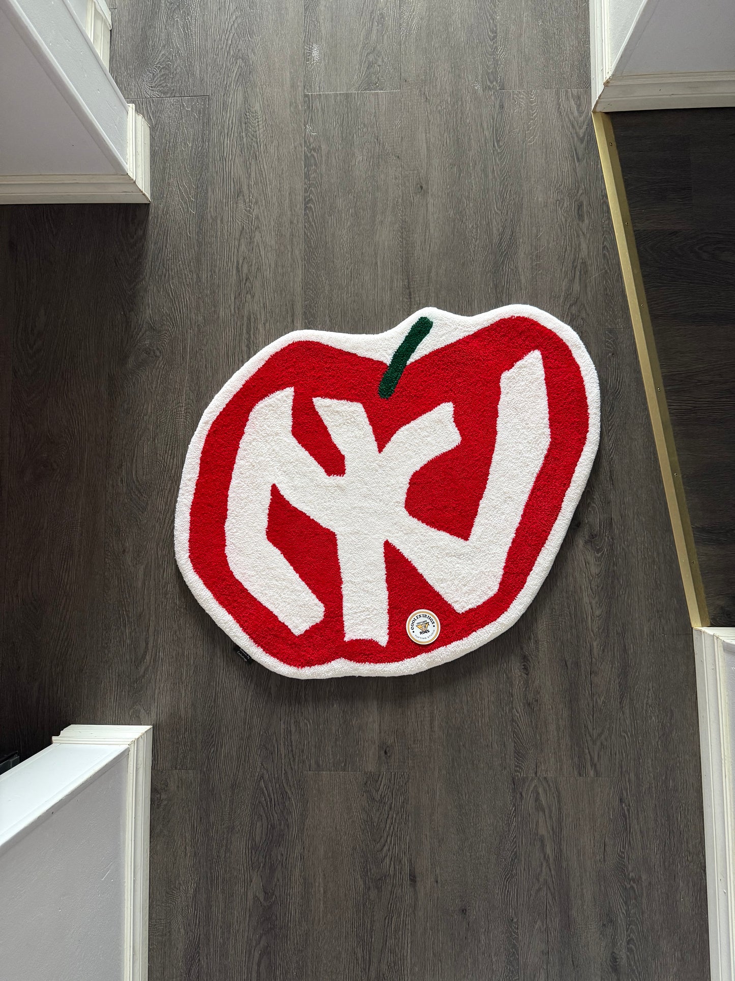 NY Apple custom rug