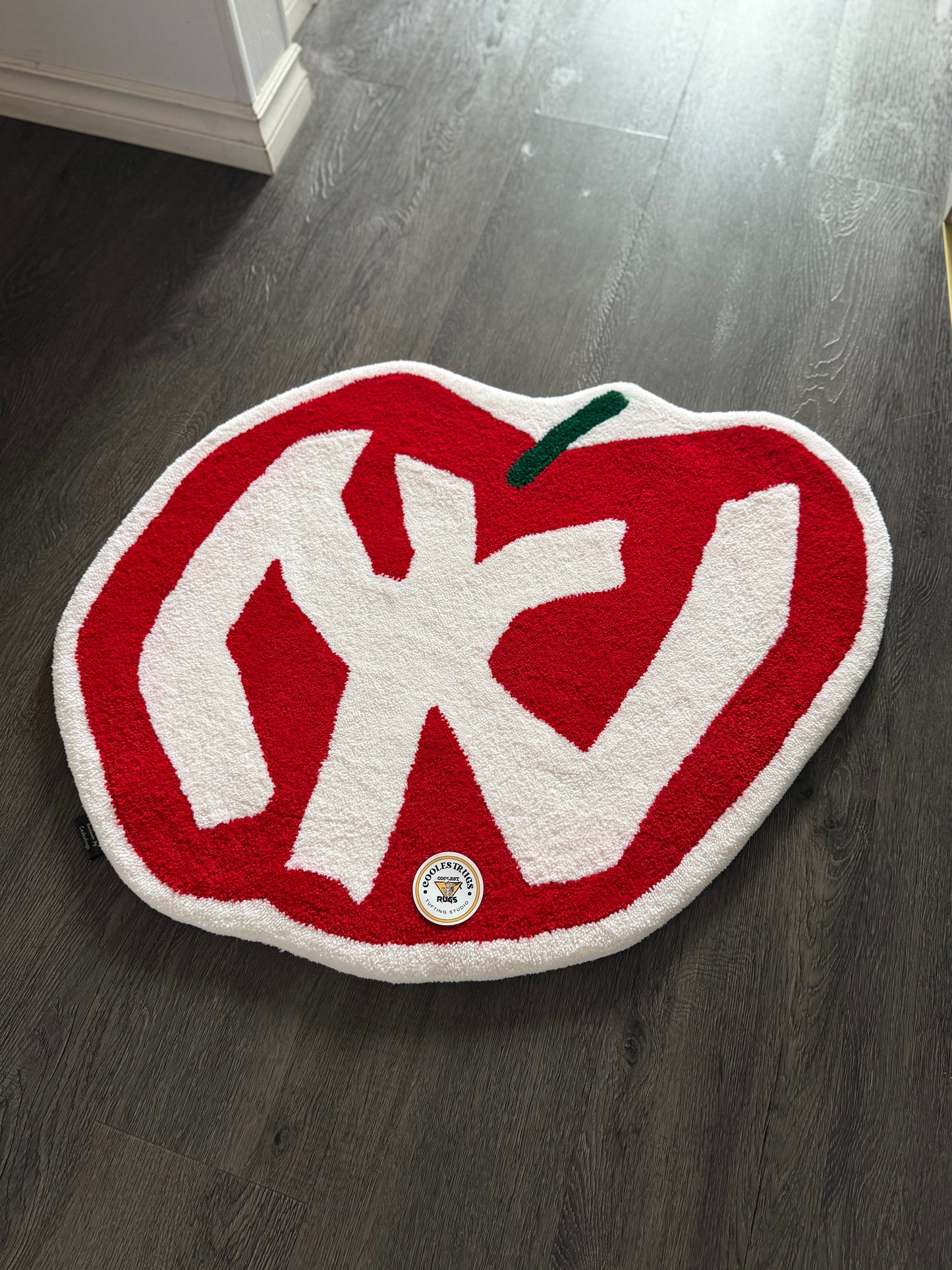 NY Apple custom rug