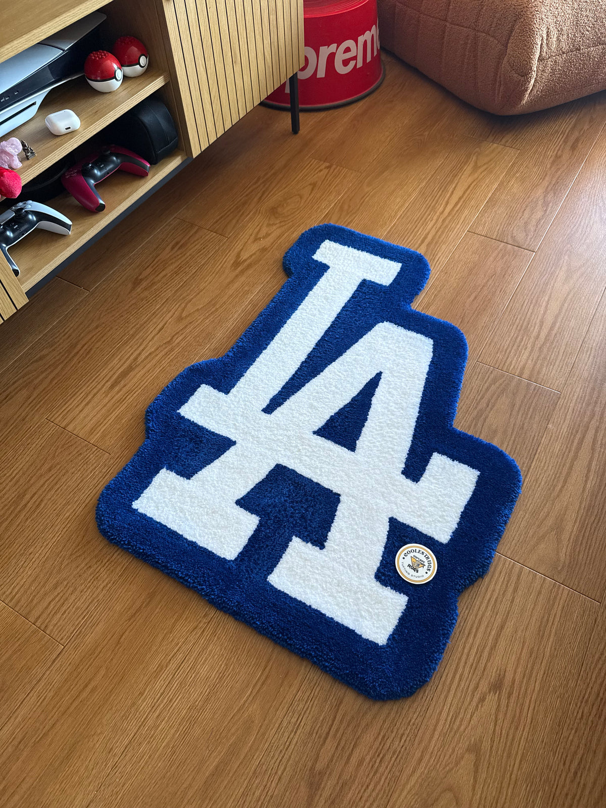 LA custom rug